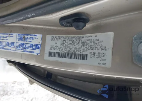 2004 Toyota Sienna Xle from USA, damaged, VIN 5TDZA22C64S014706